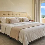 Апартаменты Patios De Santa Maria Golf, Elviria *