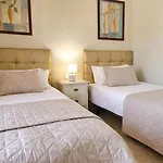 Апартаменты Patios De Santa Maria Golf, Elviria